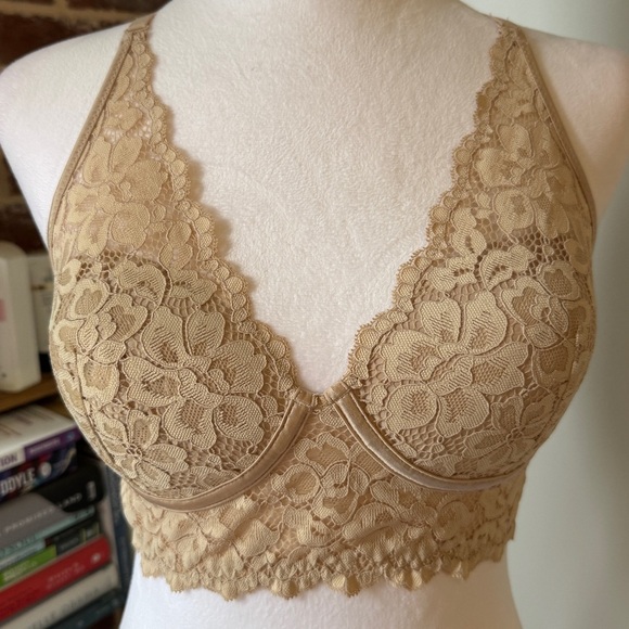 Maidenform Lace Bralette in Beige - Picture 1 of 8